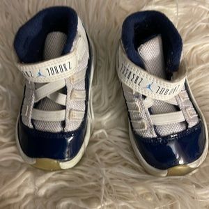 Toddler Boys 4c Jordan Retro 11 Blue/White Leather Upper Velcro Closure Strap